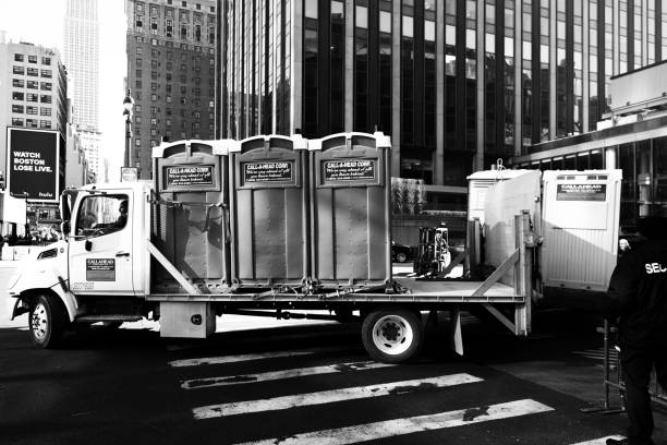 Portable Toilet Options We Offer in Pea Ridge, WV